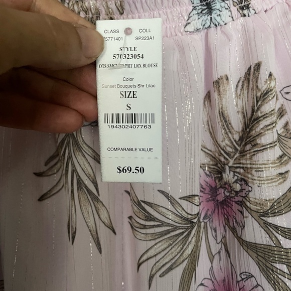 NWT White House Black Market Floral Off-Shoulder Blouse - Picture 2 of 8